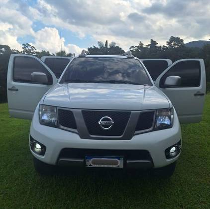 NISSAN FRONTIER 2.5 SV ATTACK 4X4 CD TURBO ELETRONIC DIESEL 4P AUTOMÁTICO